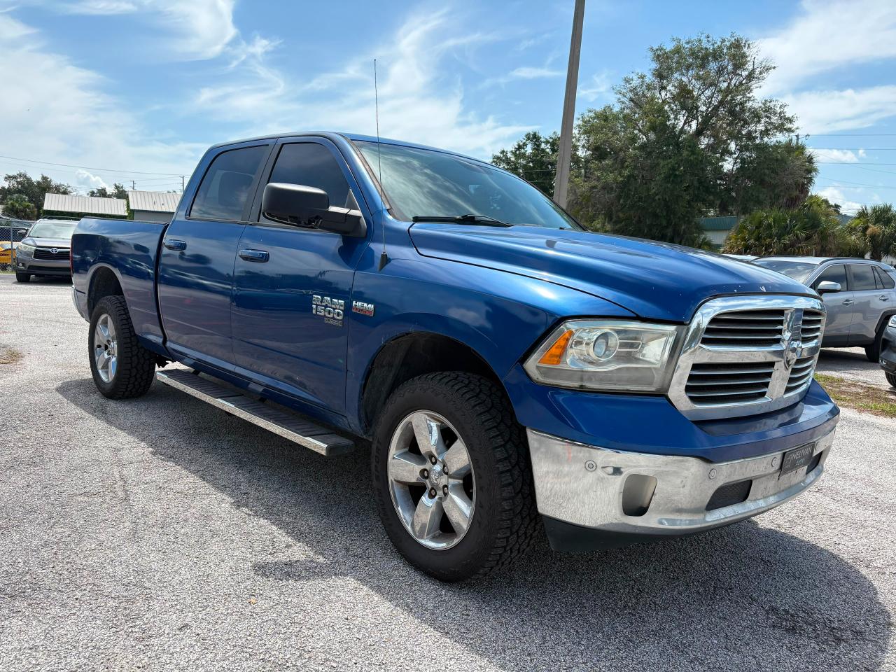 RAM 1500 Classic Big Horn 4x2 Crew Cab 6'4" Box 2019