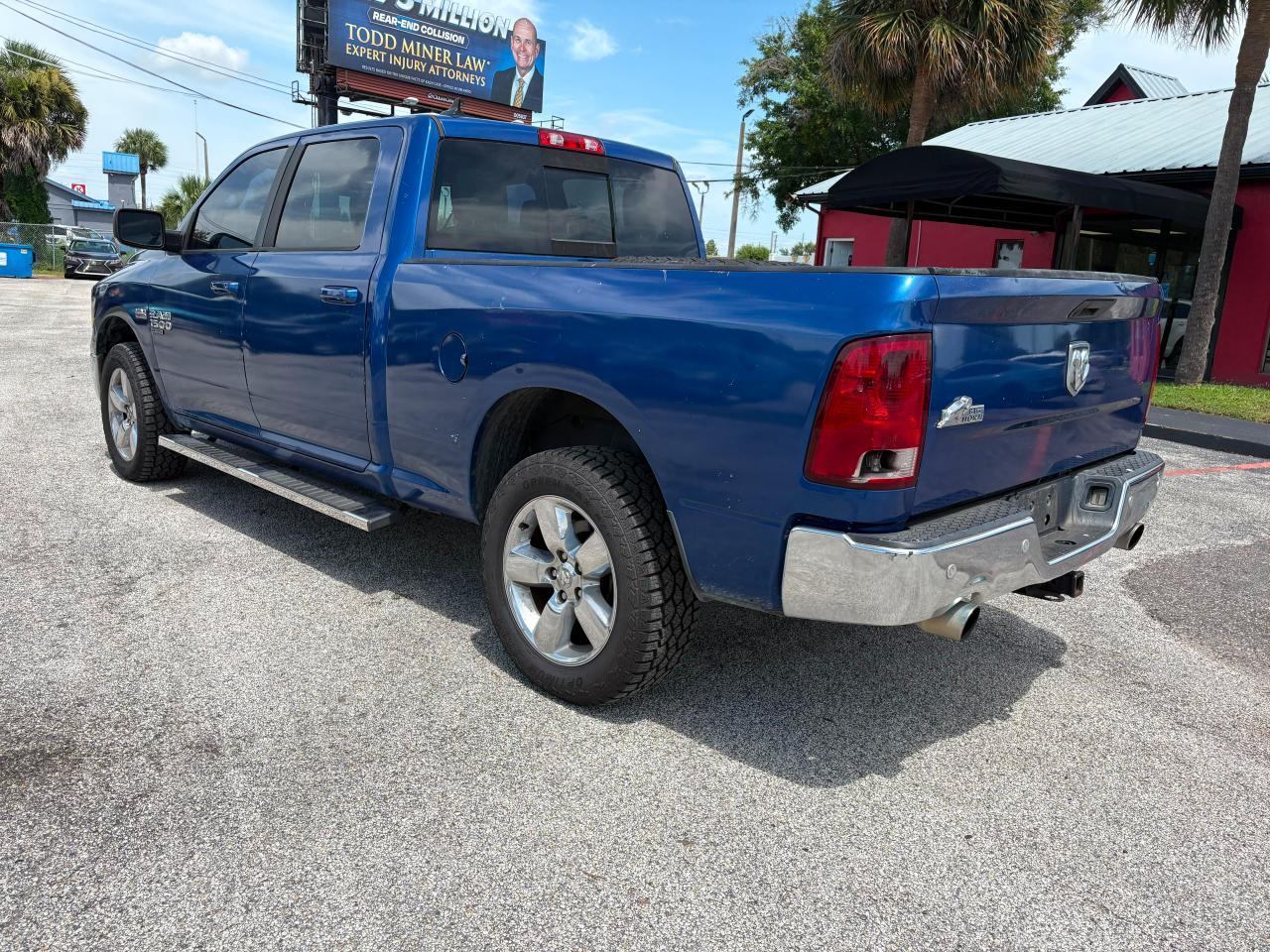 RAM 1500 Classic Big Horn 4x2 Crew Cab 6'4" Box 2019