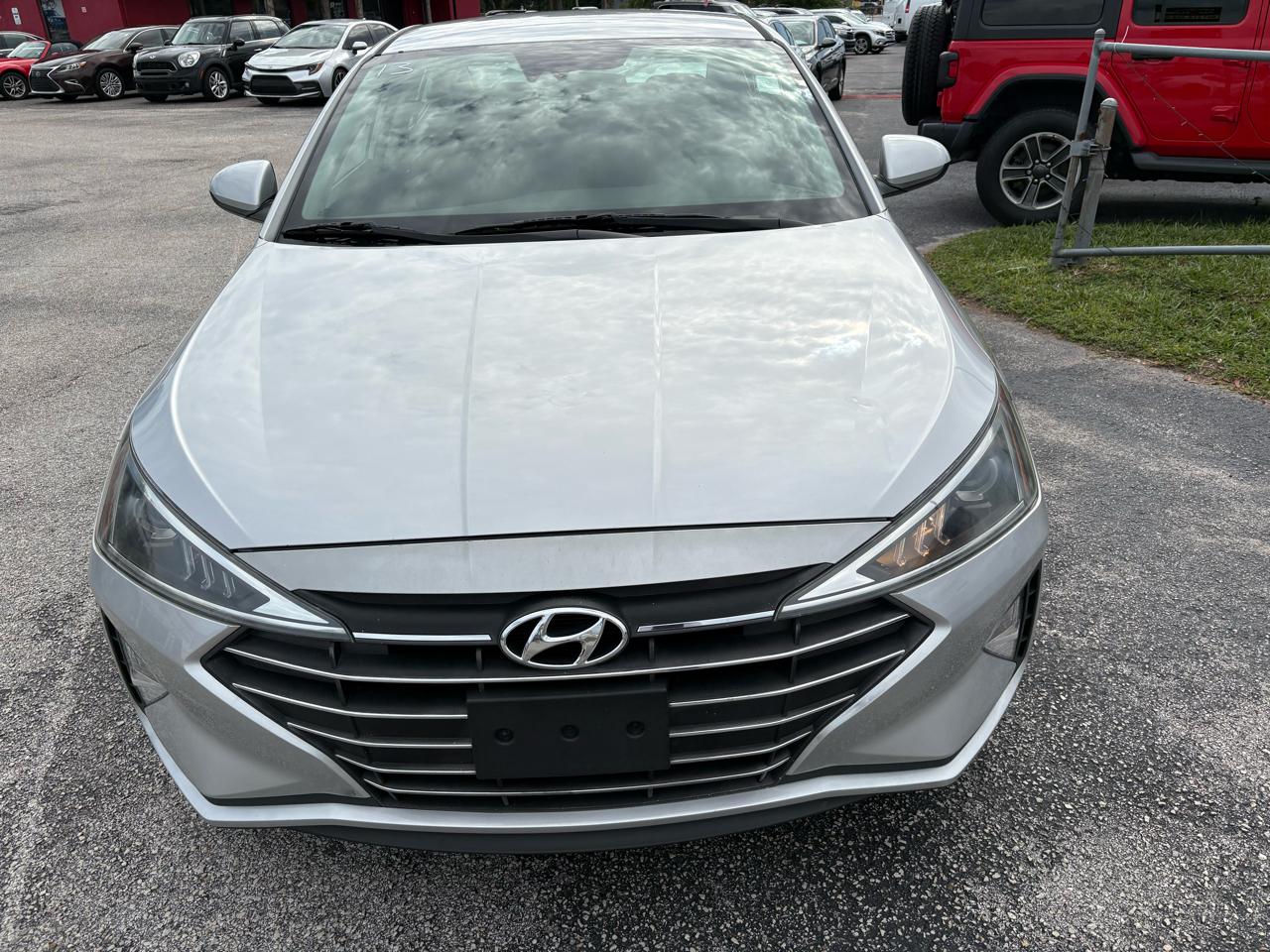 Hyundai Elantra SEL Auto 2019