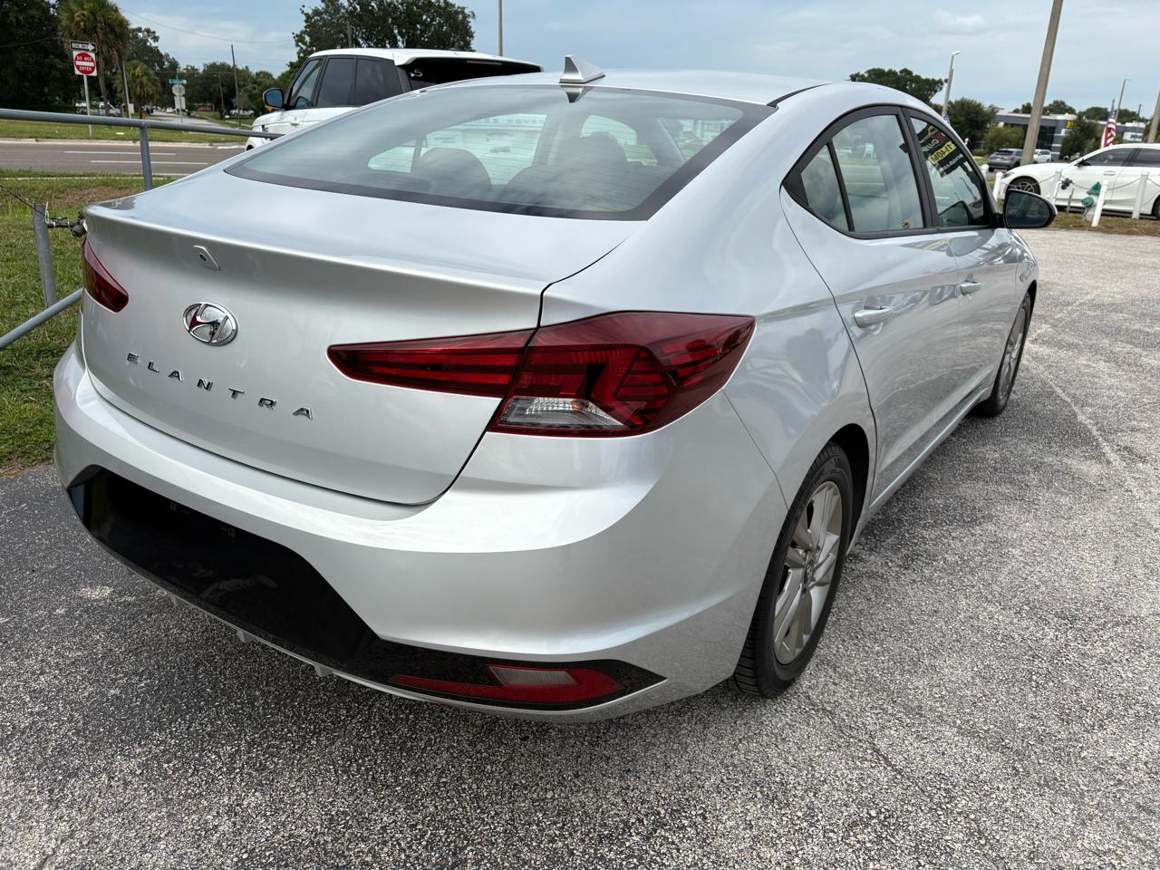 Hyundai Elantra SEL Auto 2019