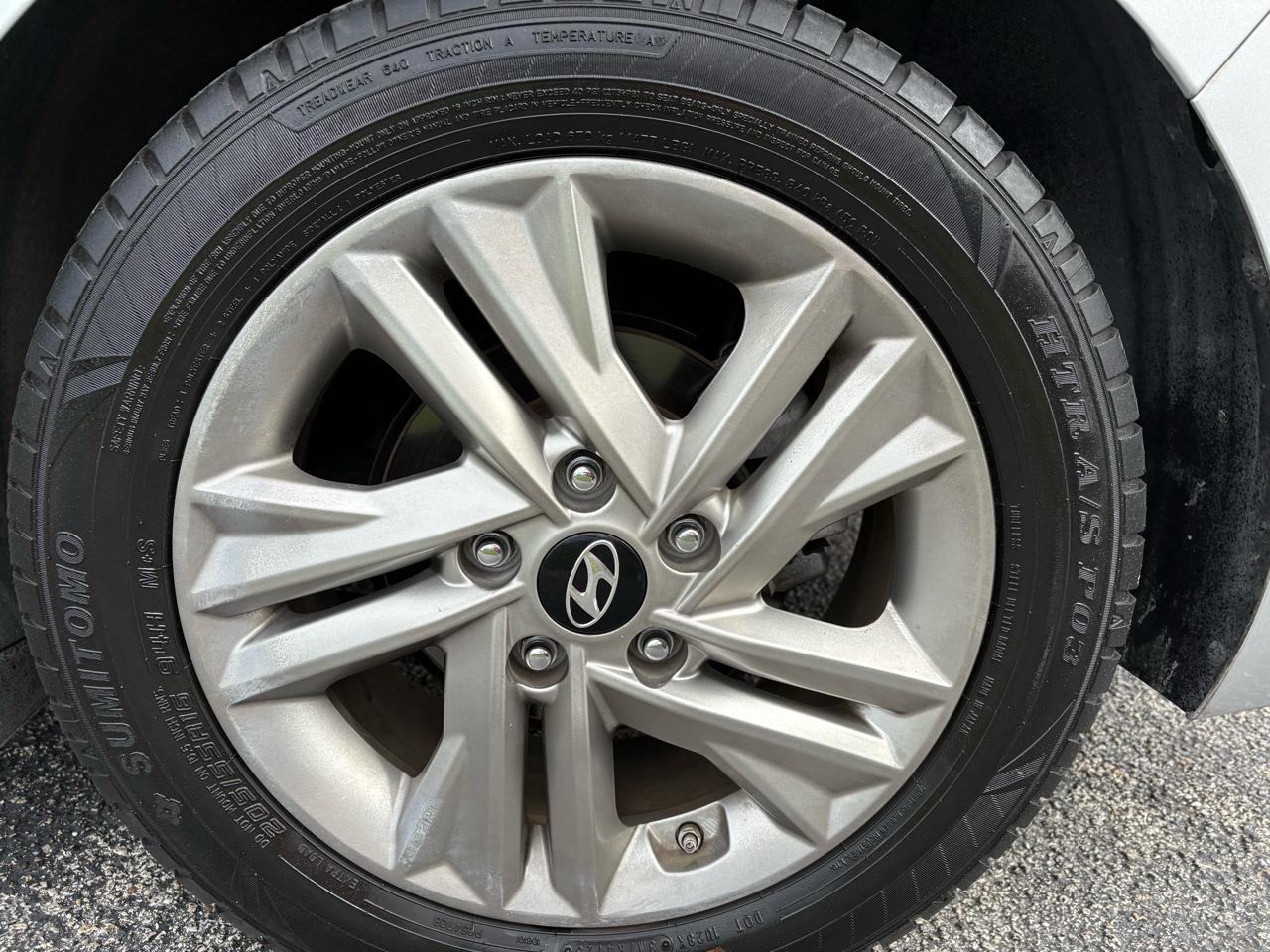 Hyundai Elantra SEL Auto 2019