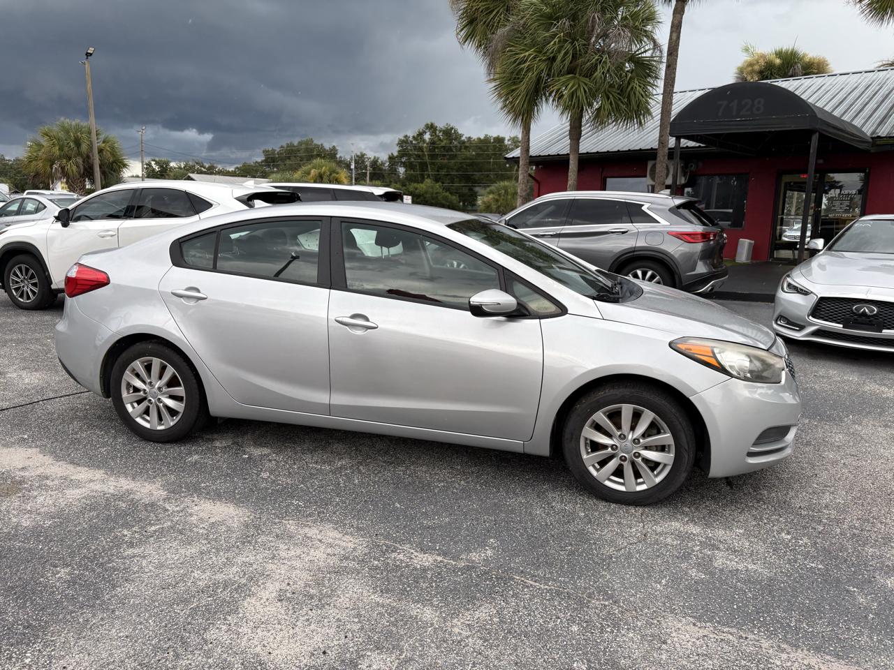 Kia Forte 4dr Sdn Auto LX 2015