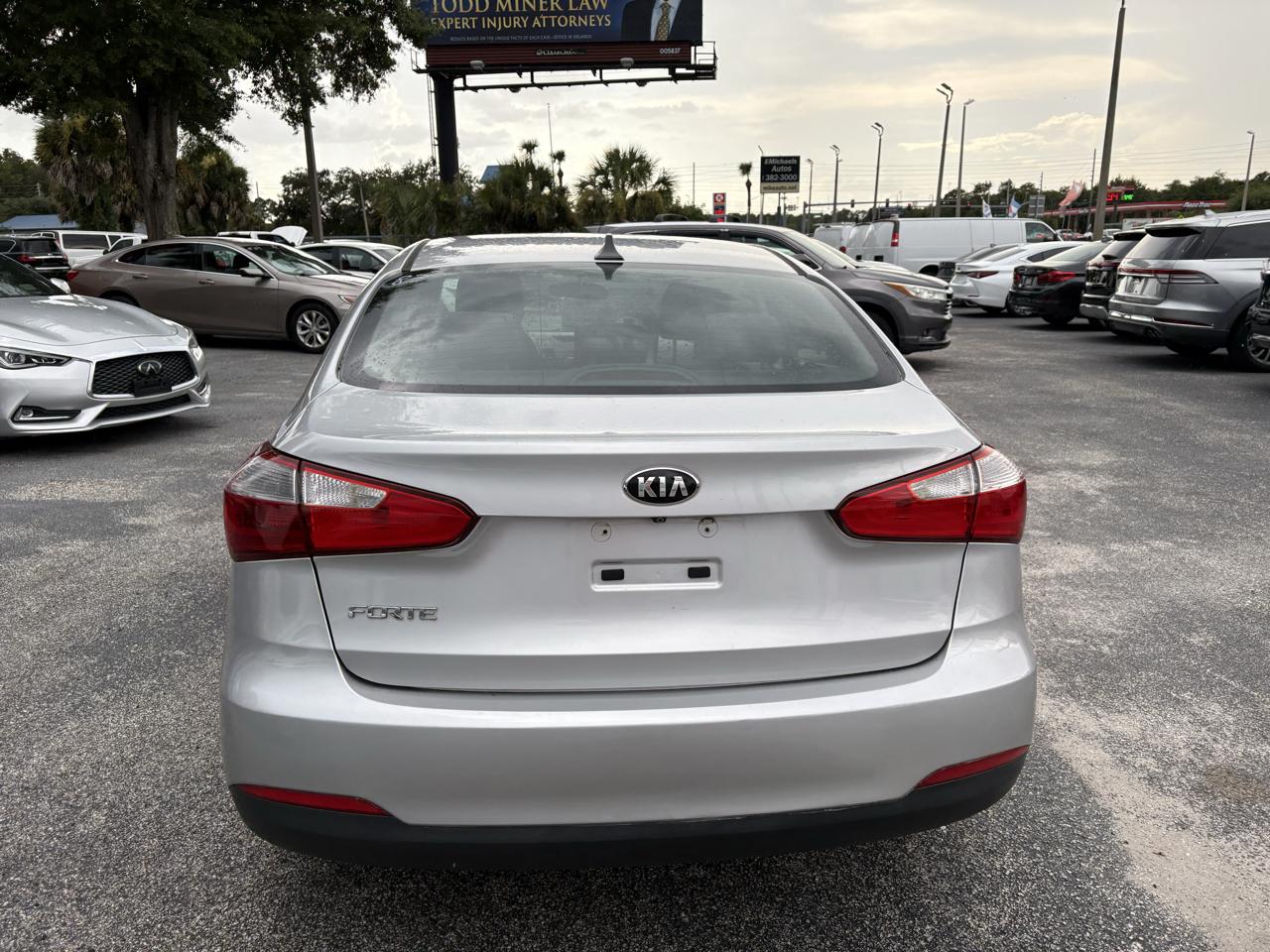 Kia Forte 4dr Sdn Auto LX 2015