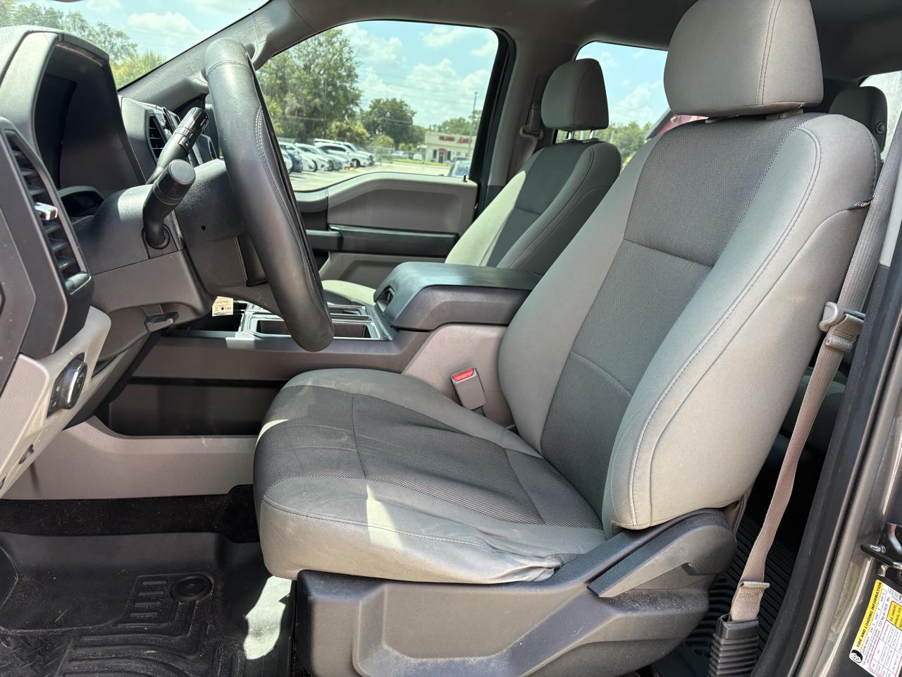 Ford F-150 2WD SuperCrew 157" Lariat 2016
