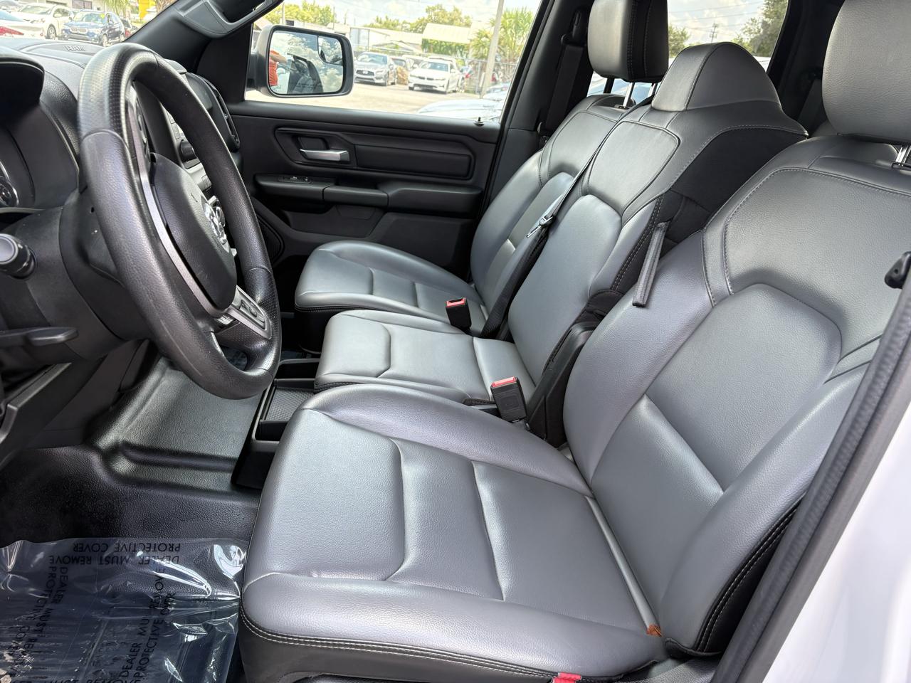 RAM 1500 Big Horn 4x2 Quad Cab 6'4" Box 2021