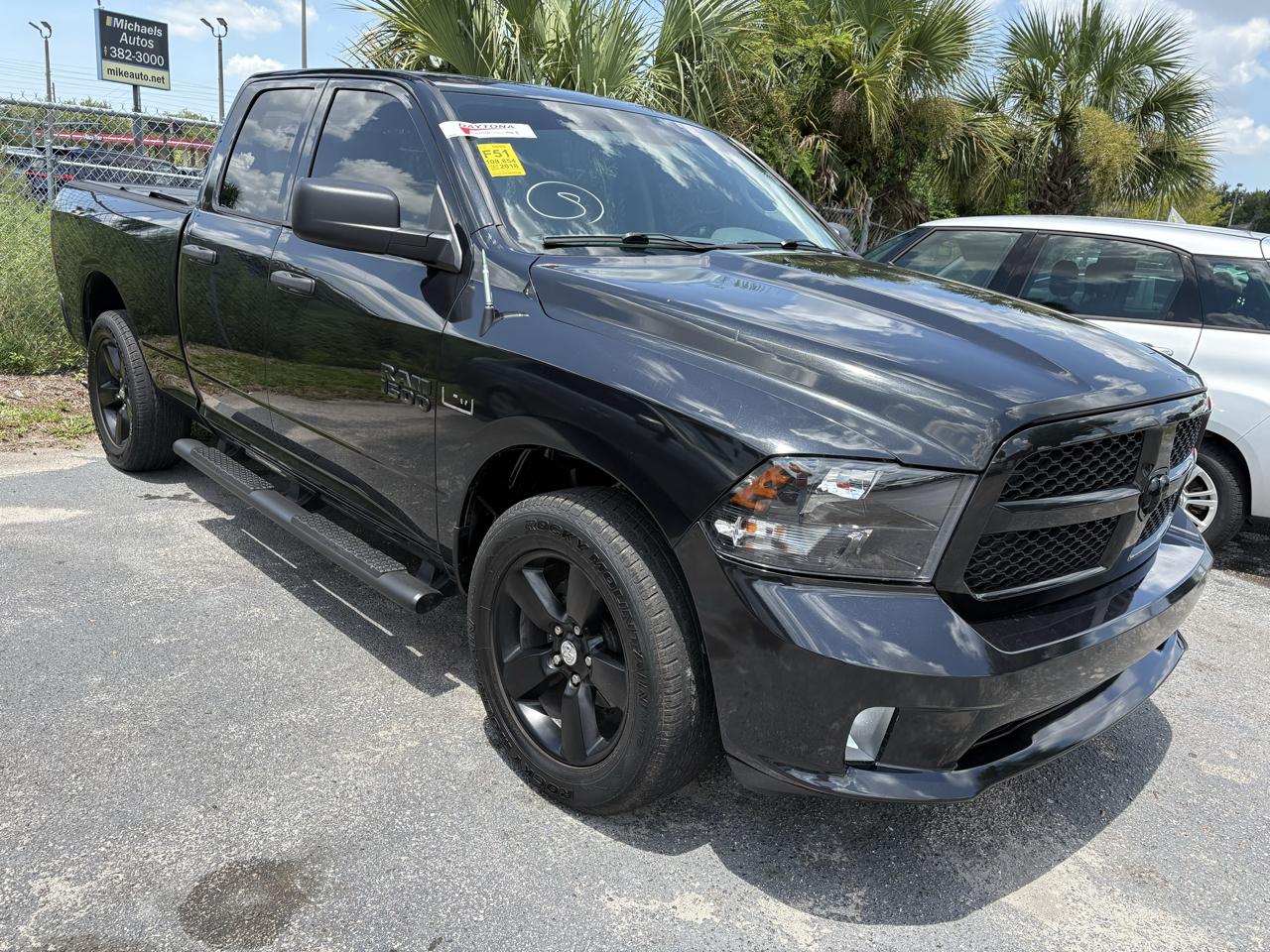 RAM 1500 Express 4x4 Quad Cab 6'4" Box 2018