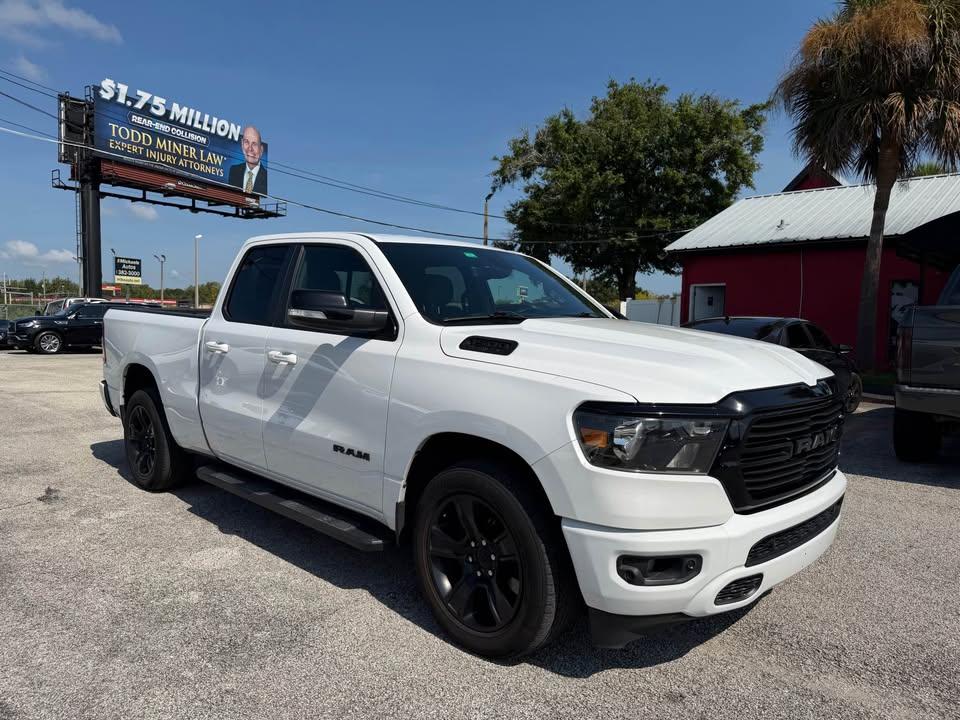 RAM 1500 Classic SLT 4x2 Crew Cab 6'4" Box 2019