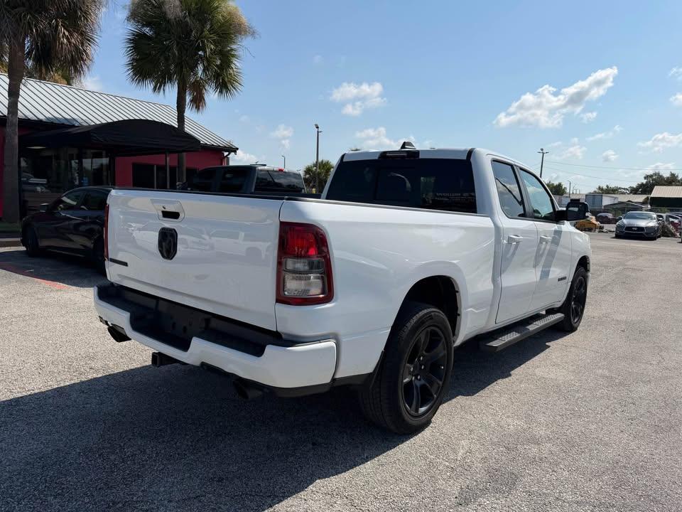RAM 1500 Classic SLT 4x2 Crew Cab 6'4" Box 2019