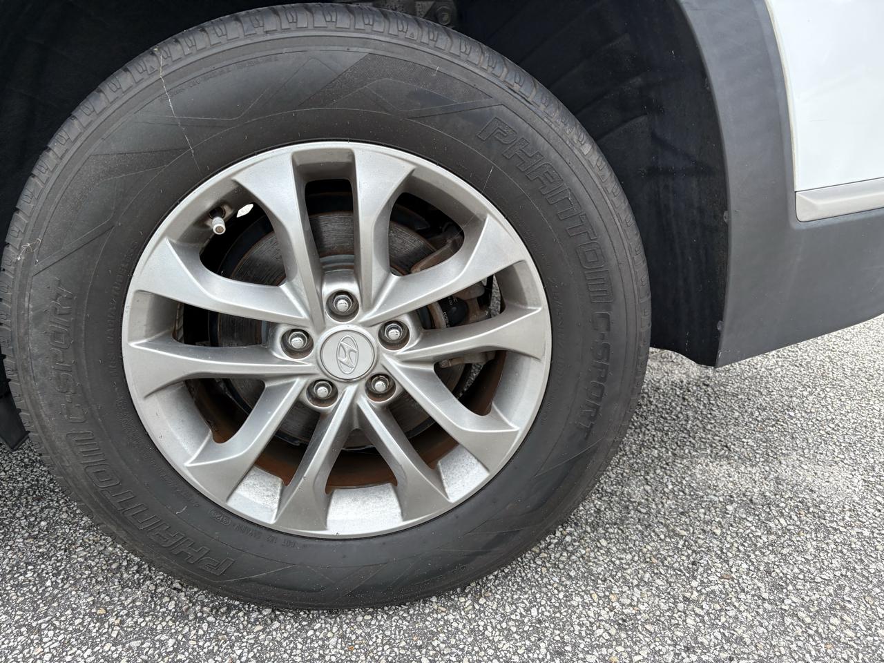 Hyundai Santa Fe SEL 2.4L Auto FWD 2020