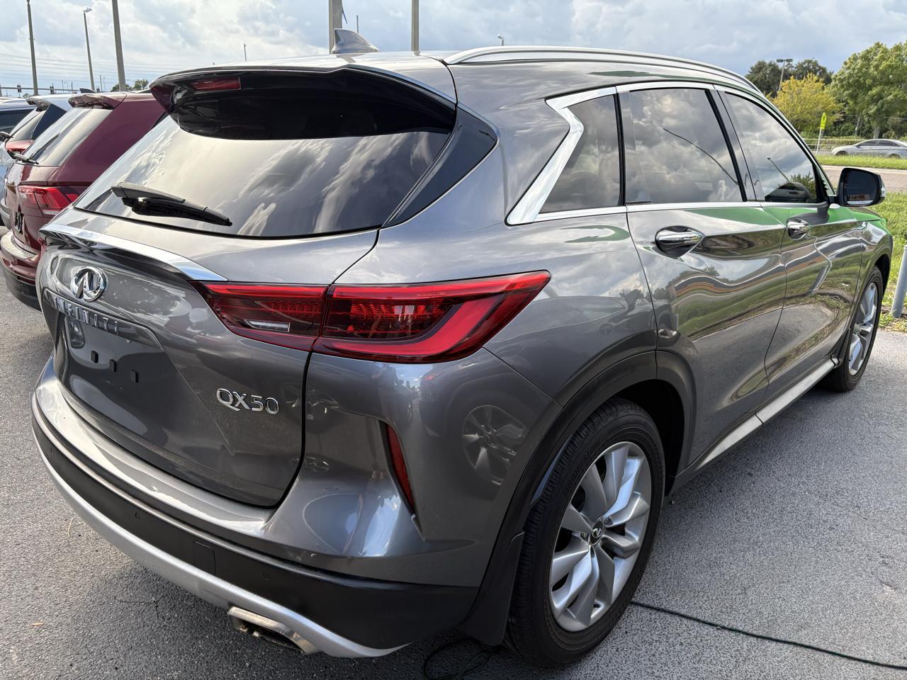 Infiniti QX50 LUXE FWD 2021