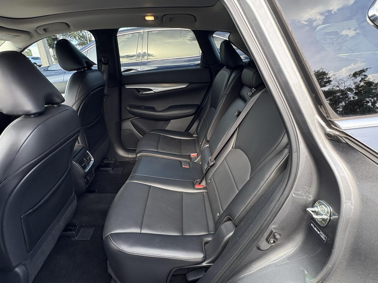 Infiniti QX50 LUXE FWD 2021