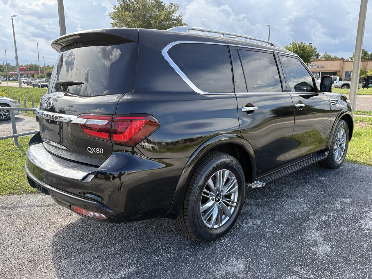 Infiniti QX80 LUXE RWD 2019