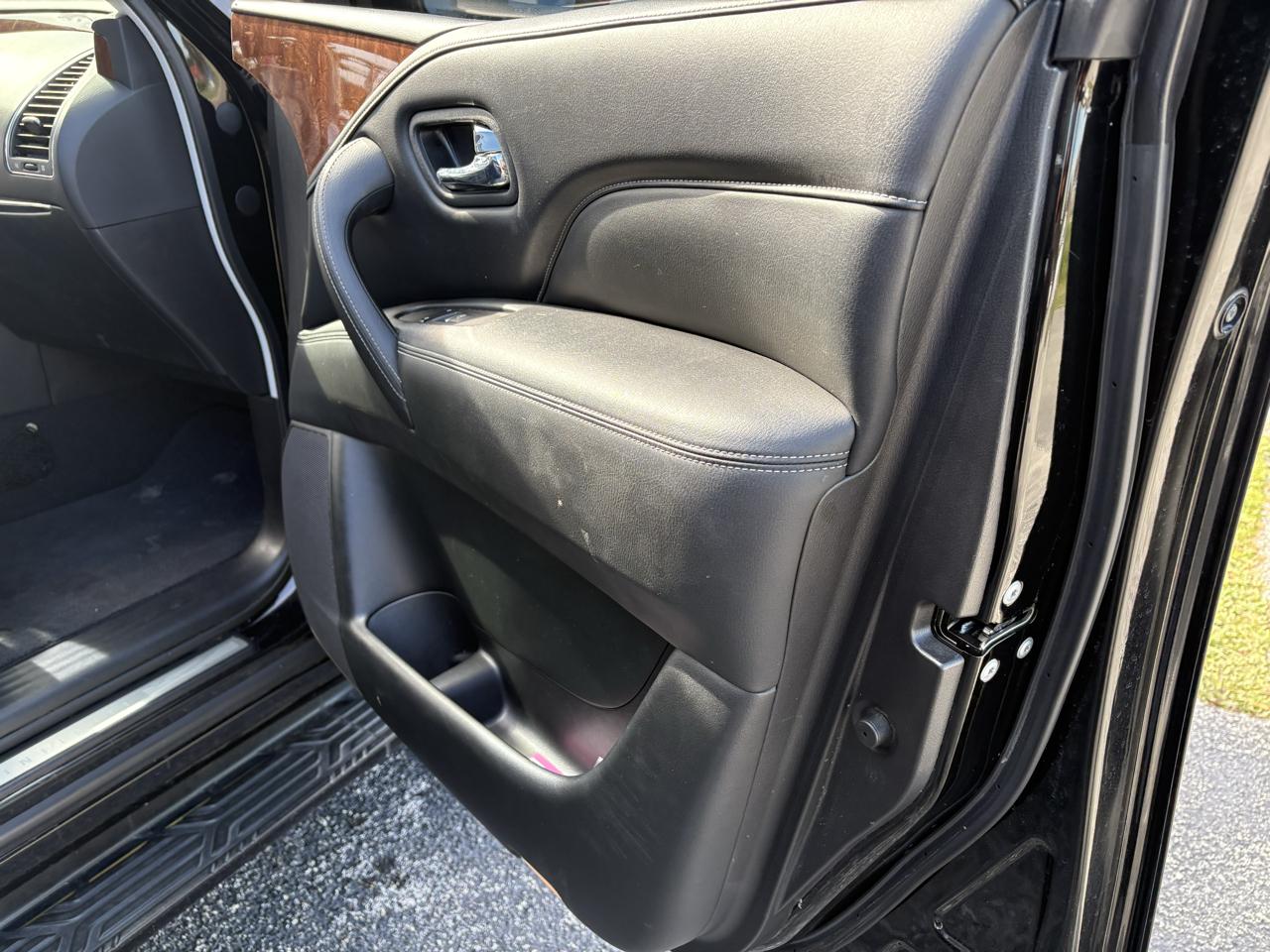 Infiniti QX80 LUXE RWD 2019