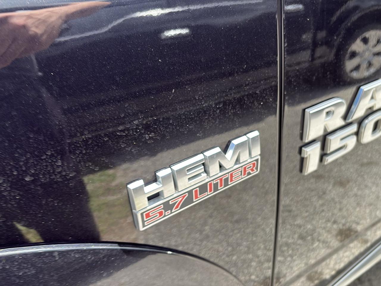 RAM 1500 Limited 4x4 Crew Cab 5'7" Box *Ltd Avail* 2018