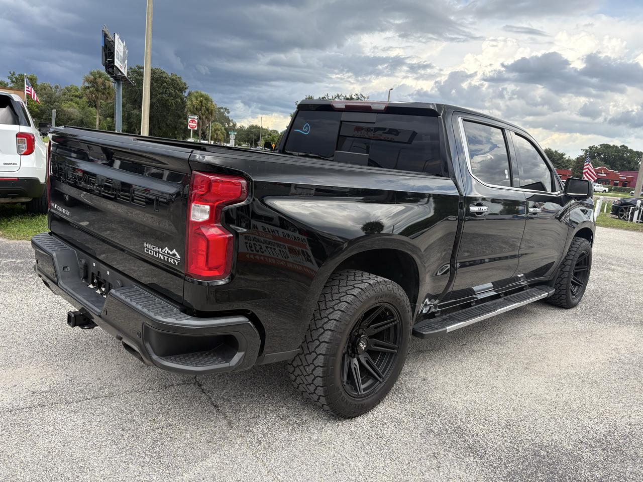 Chevrolet Silverado 1500 2WD Crew Cab 147" High Country 2021