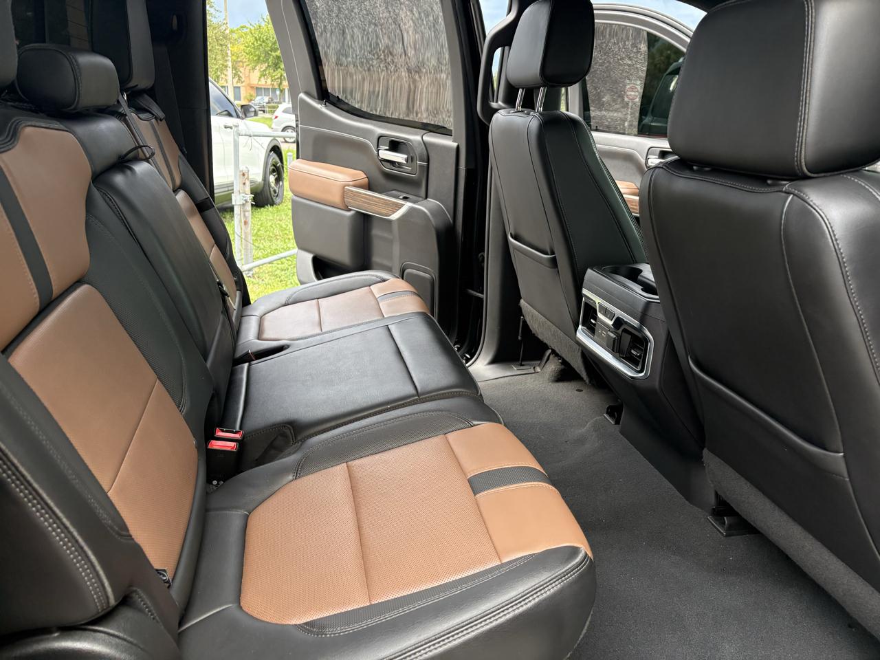 Chevrolet Silverado 1500 2WD Crew Cab 147" High Country 2021