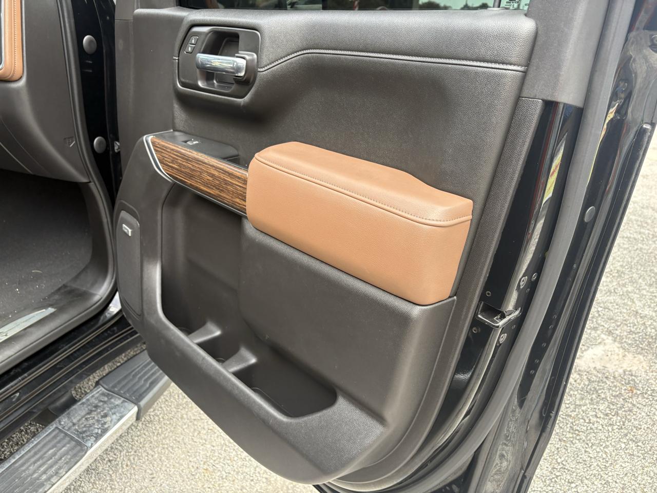 Chevrolet Silverado 1500 2WD Crew Cab 147" High Country 2021