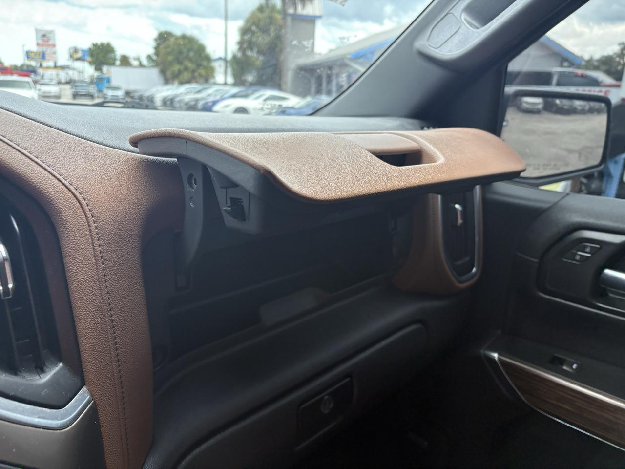 Chevrolet Silverado 1500 2WD Crew Cab 147" High Country 2021