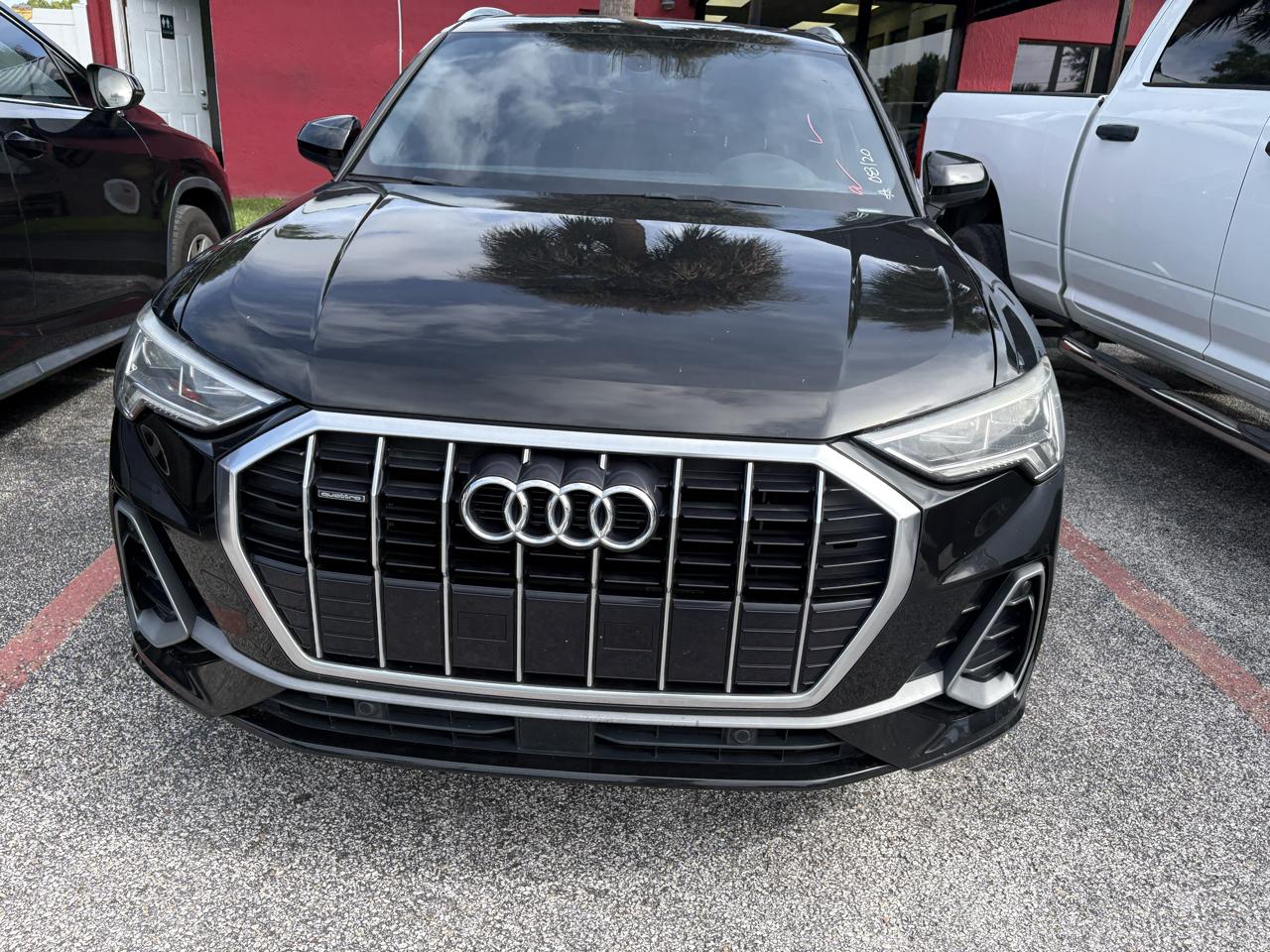 Audi Q3 S line Premium Plus 45 TFSI quattro 2020