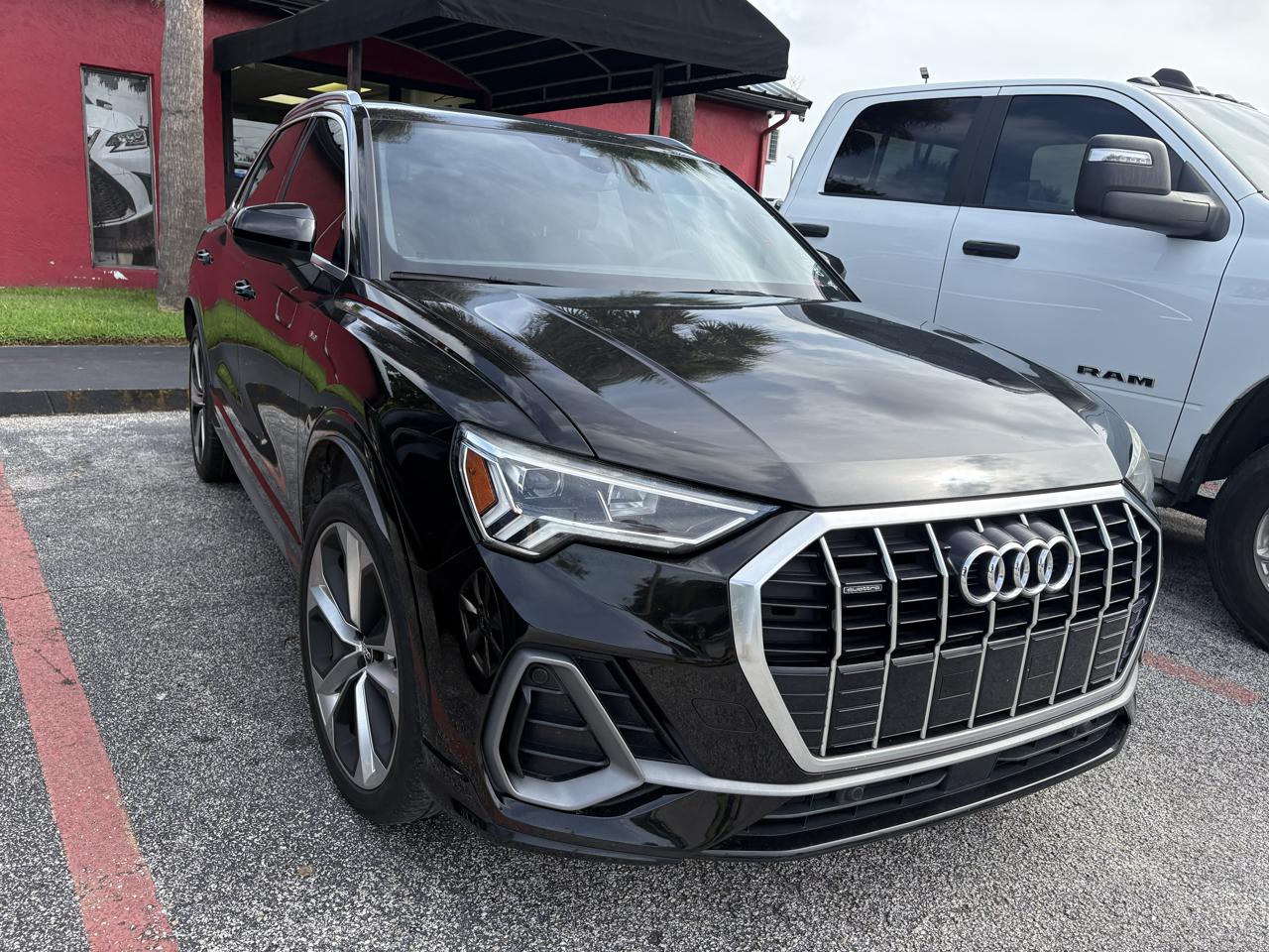 Audi Q3 S line Premium Plus 45 TFSI quattro 2020