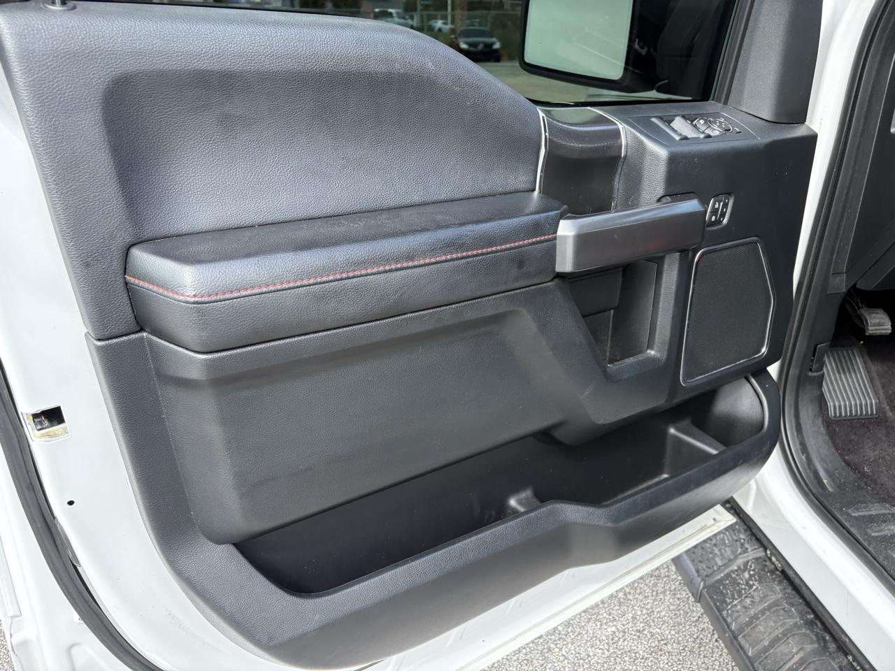 Ford F-150 2WD SuperCrew 157" King Ranch 2016