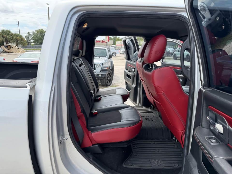 RAM 1500 4WD Crew Cab 140.5" Rebel 2016