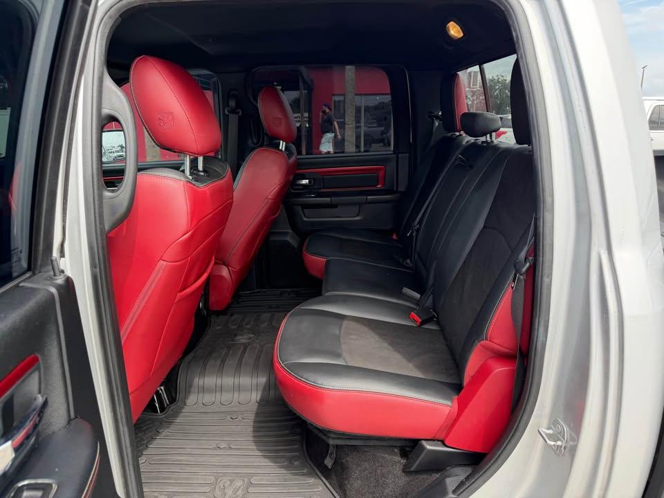 RAM 1500 4WD Crew Cab 140.5" Rebel 2016