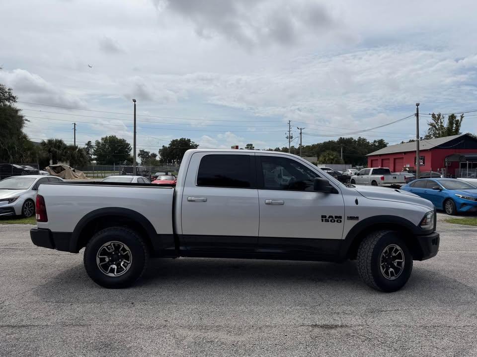 RAM 1500 4WD Crew Cab 140.5" Rebel 2016