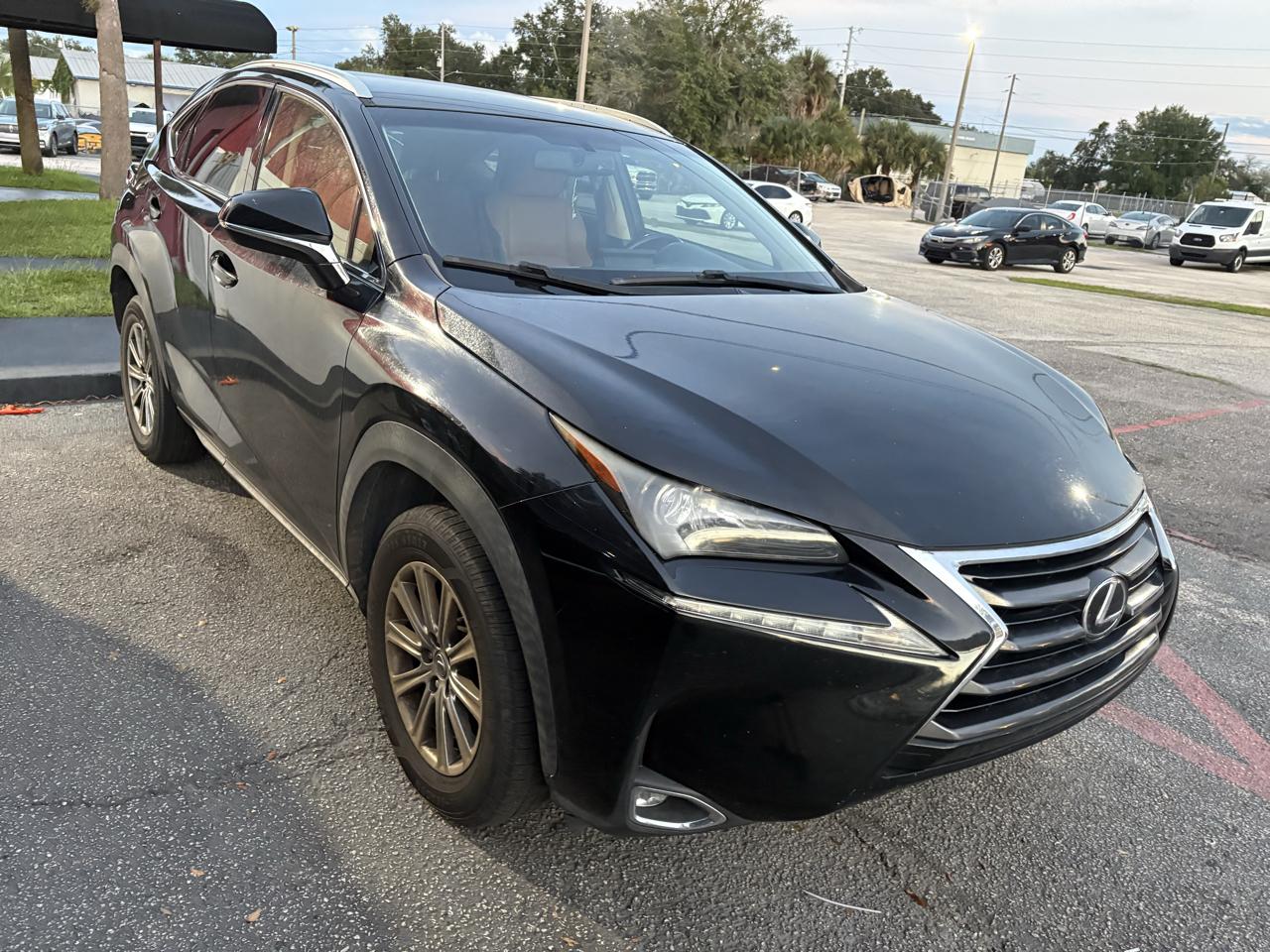 Lexus NX 200t FWD 4dr 2015
