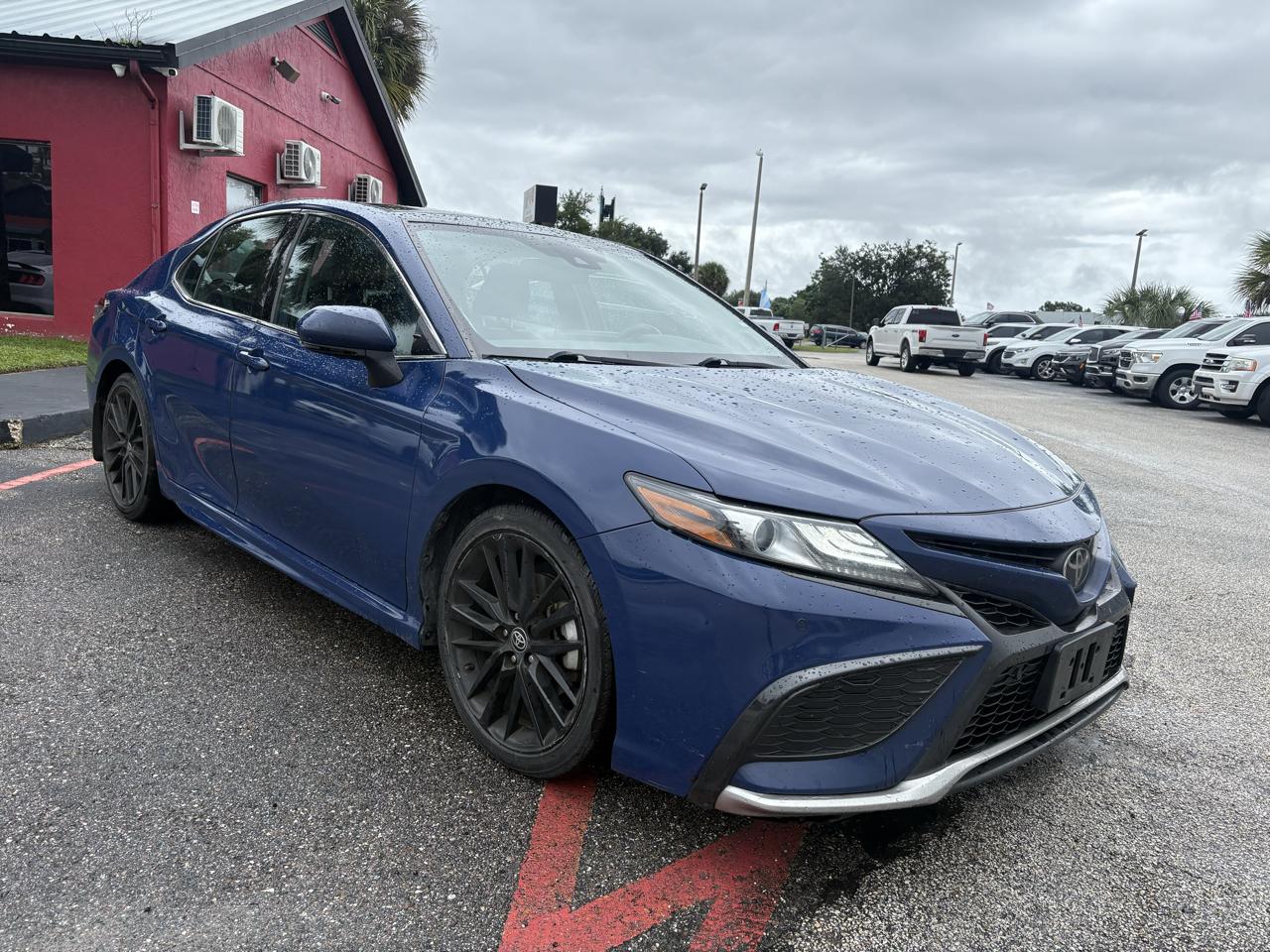 Toyota Camry photo 3