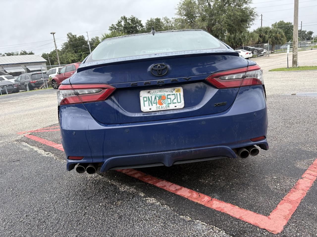 Toyota Camry photo 6