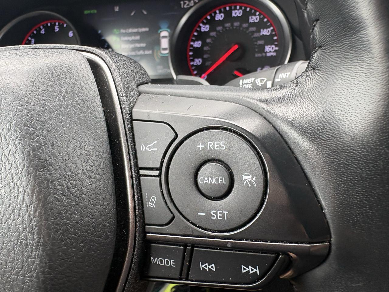 Toyota Camry photo 20