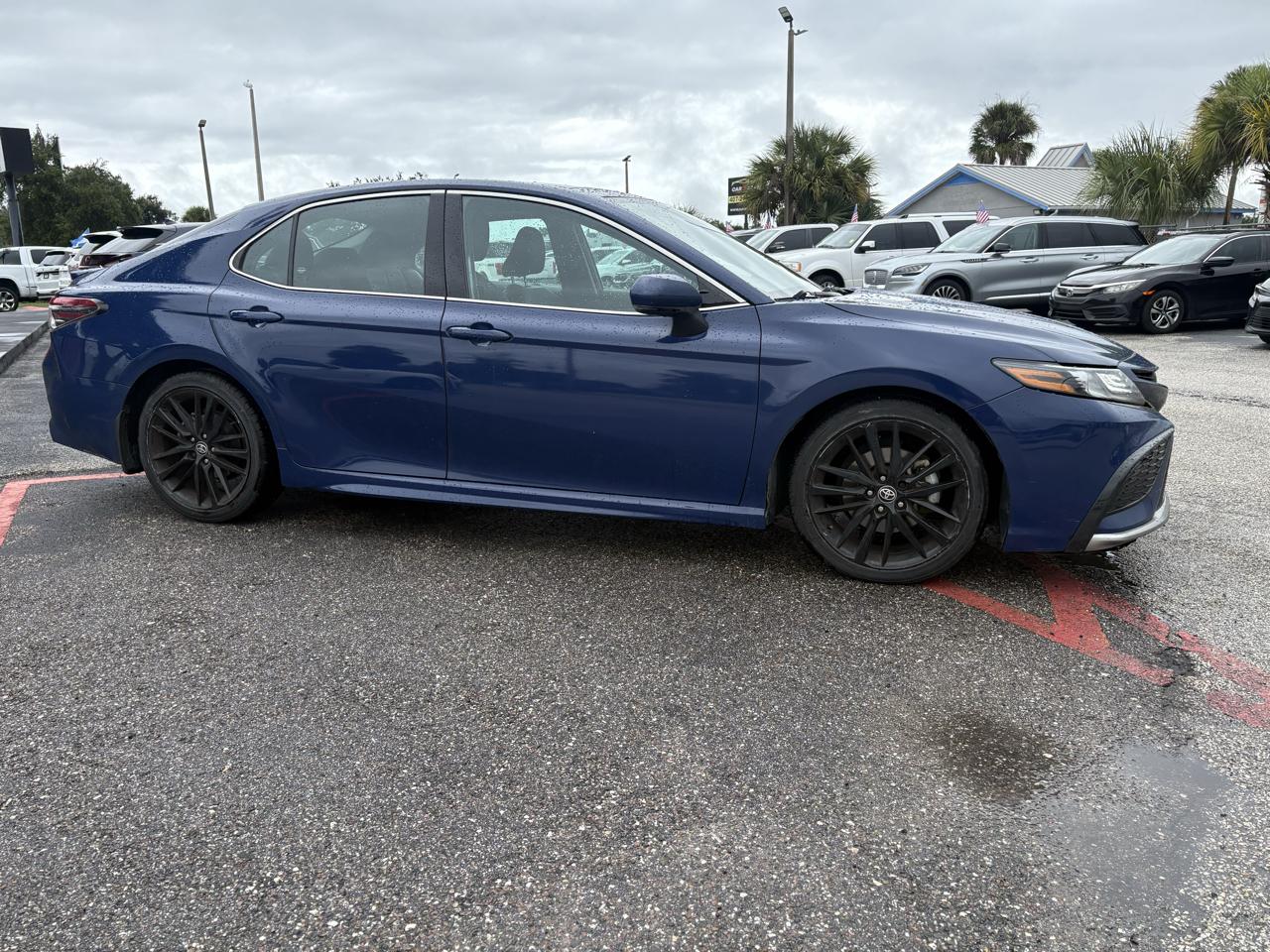 Toyota Camry photo 4