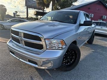 2018 RAM 1500 SLT 4x2 Crew Cab 6'4" Box