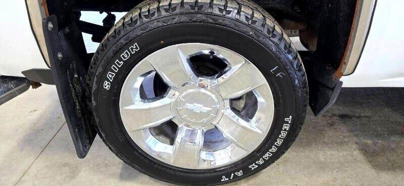 Chevrolet Silverado 1500 LTZ Crew Cab 4WD 2017