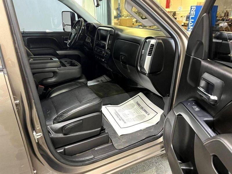 Chevrolet Silverado 1500 LT Crew Cab 4WD 2015