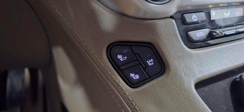 GMC Yukon SLT 4WD 2015