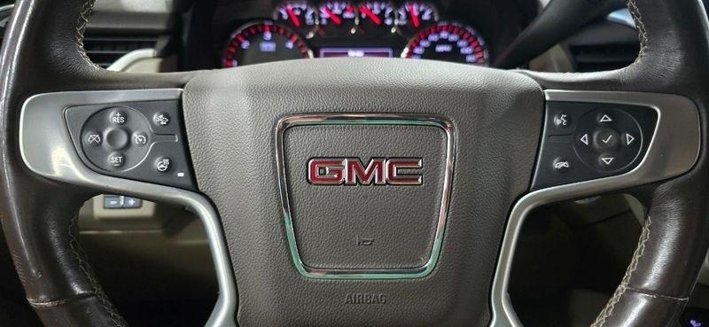 GMC Yukon SLT 4WD 2015