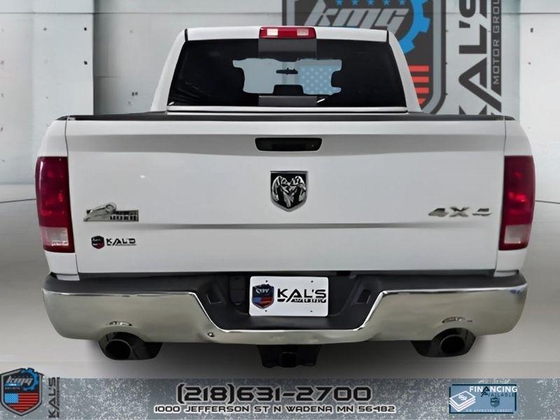 RAM 1500 Big Horn 4x4 Crew Cab 5'7" Box 2012