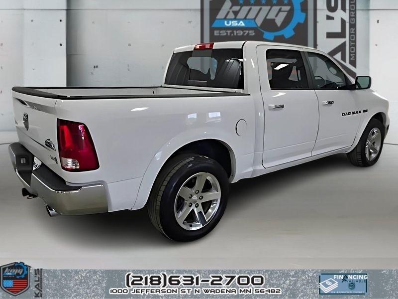 RAM 1500 Big Horn 4x4 Crew Cab 5'7" Box 2012