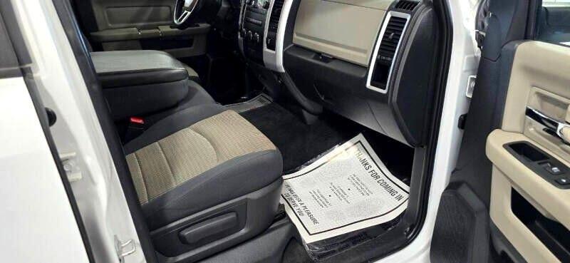 RAM 1500 Big Horn 4x4 Crew Cab 5'7" Box 2012