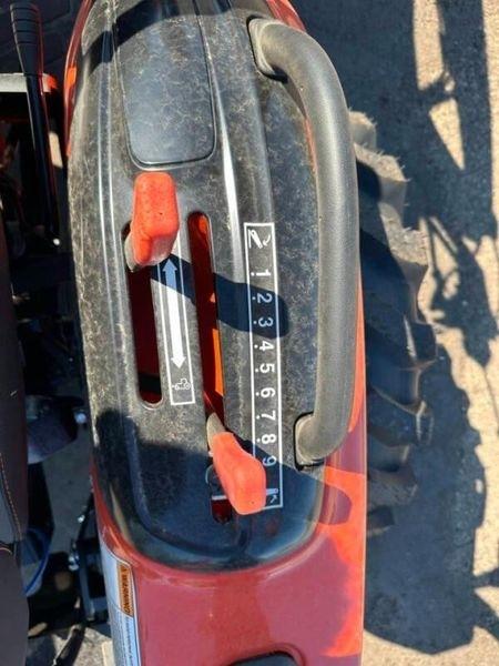 Bad Boy Tractors 3026H with Loader  2024