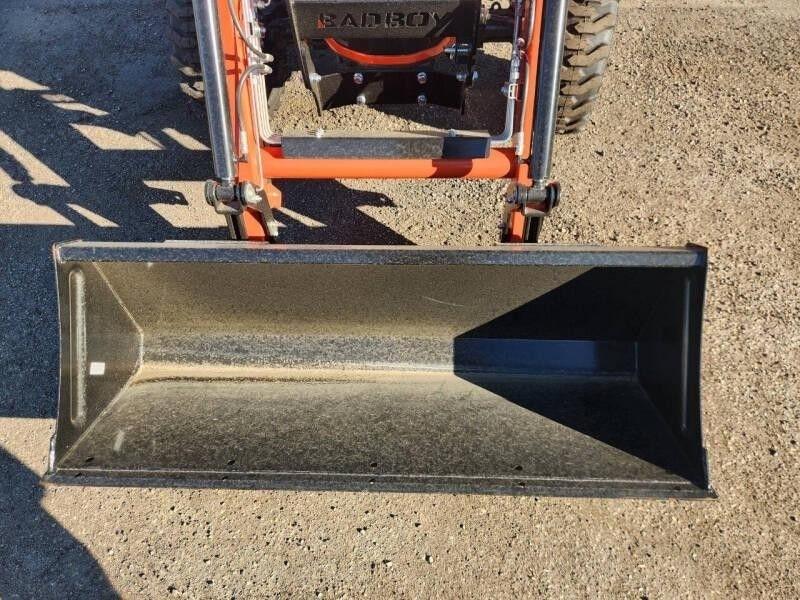 Bad Boy Tractors 4025H with Loader  2024