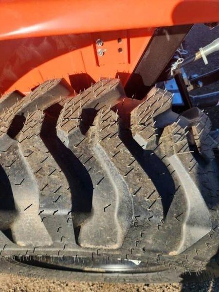 Bad Boy Tractors 4025H with Loader  2024