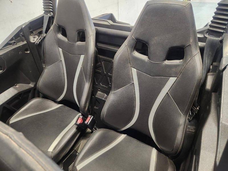 Can-Am Maverick Sport Max DPS 10  2022