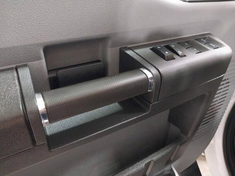 Ford F-550 Crew Cab DRW 4WD 2015