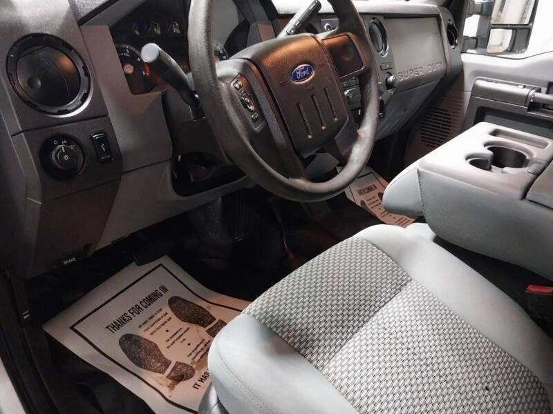 Ford F-550 Crew Cab DRW 4WD 2015