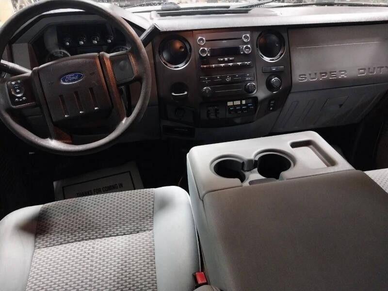 Ford F-550 Crew Cab DRW 4WD 2015