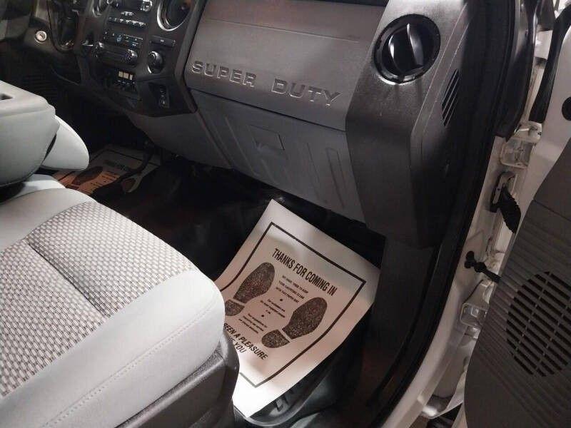 Ford F-550 Crew Cab DRW 4WD 2015