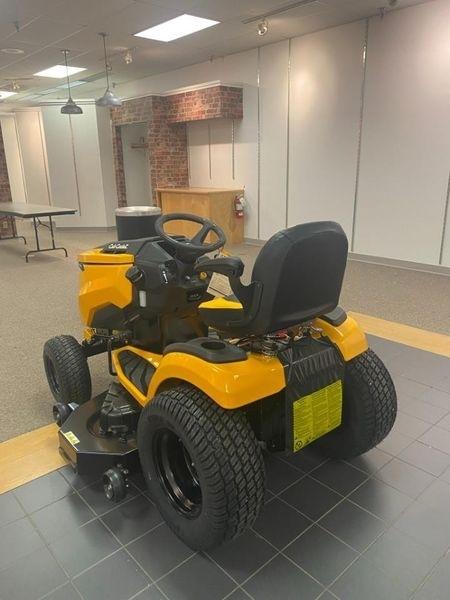 Cub Cadet XT2 SLX 54  2026